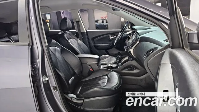 Hyundai Tucson 2015 — фото 10