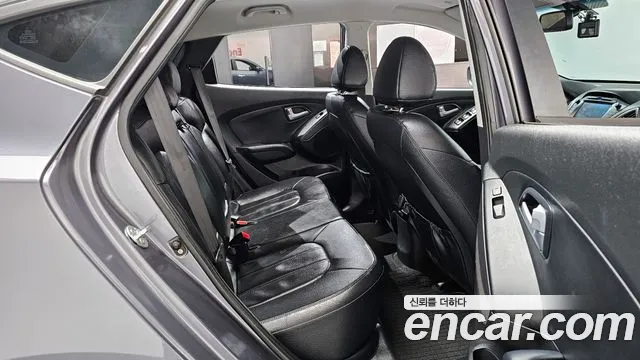 Hyundai Tucson 2015 — фото 12