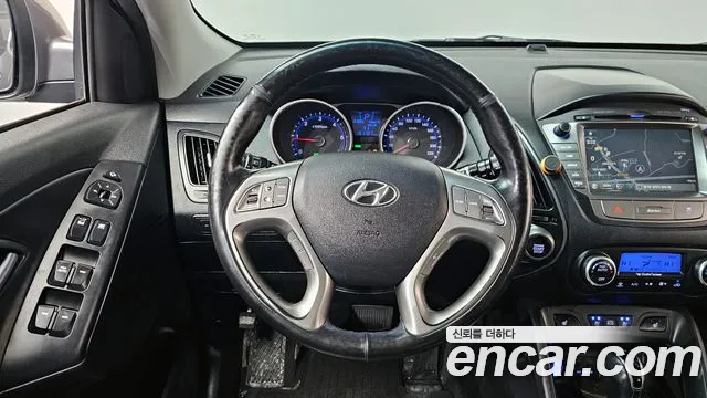 Hyundai Tucson 2015 — фото 13