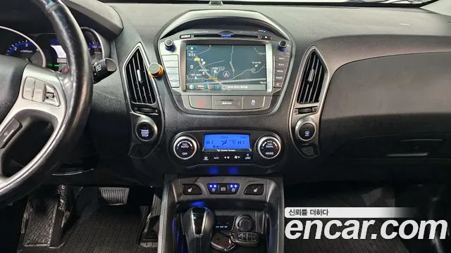 Hyundai Tucson 2015 — фото 15