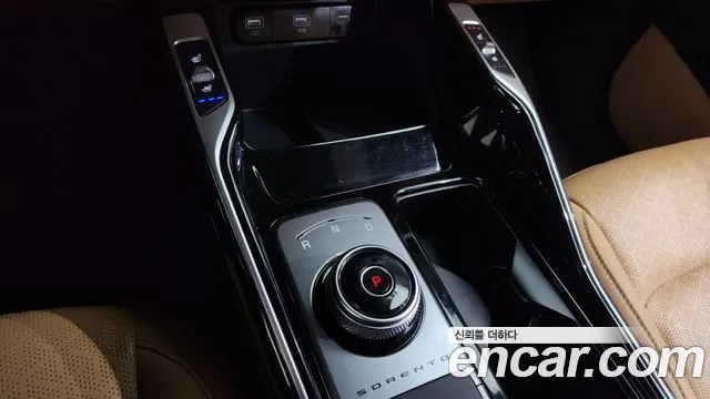 Kia Sorento 2022 — фото 9