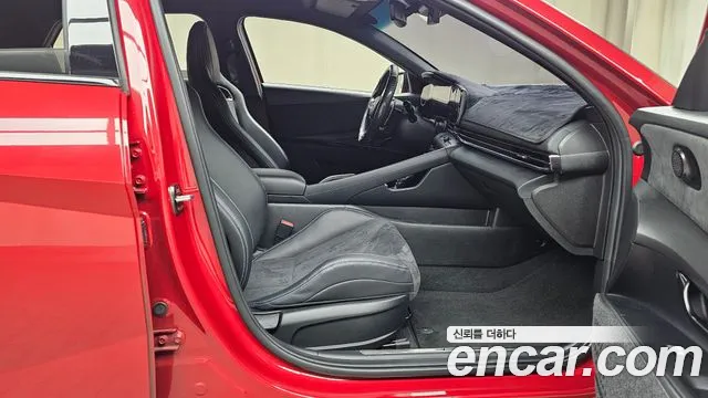 Hyundai AVANTE 2023 — фото 11