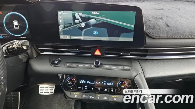 Hyundai AVANTE 2023 — фото 15