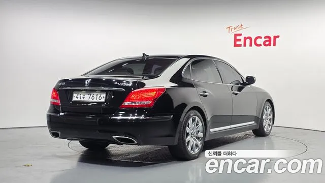 Hyundai Equus 2010 — фото 2