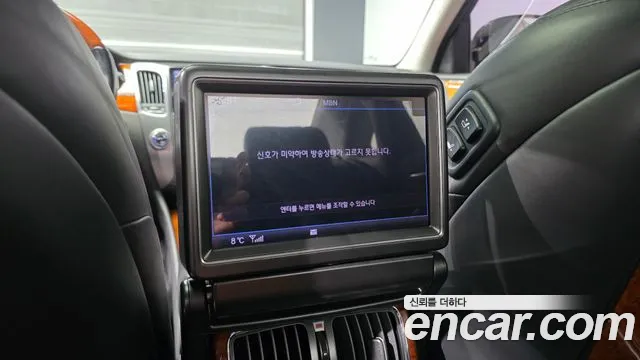 Hyundai Equus 2010 — фото 18