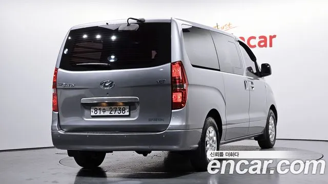 Hyundai Starex 2016 — фото 2