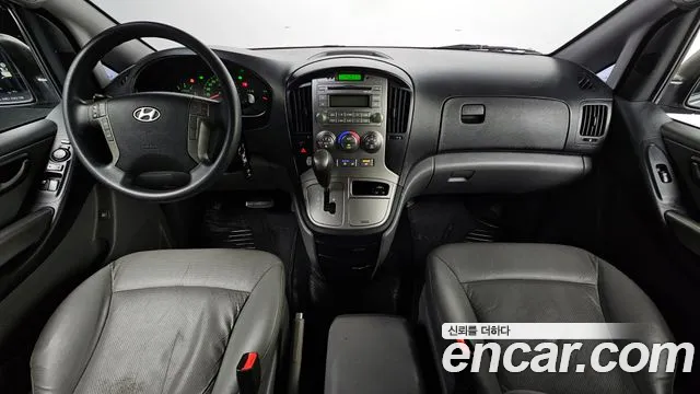 Hyundai Starex 2016 — фото 7