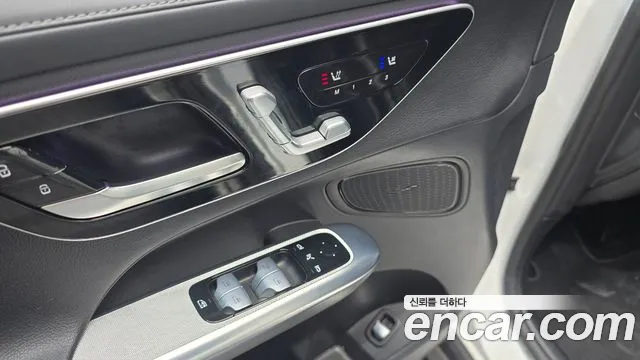 Mercedes-Benz GLC-Class 2023 — фото 14