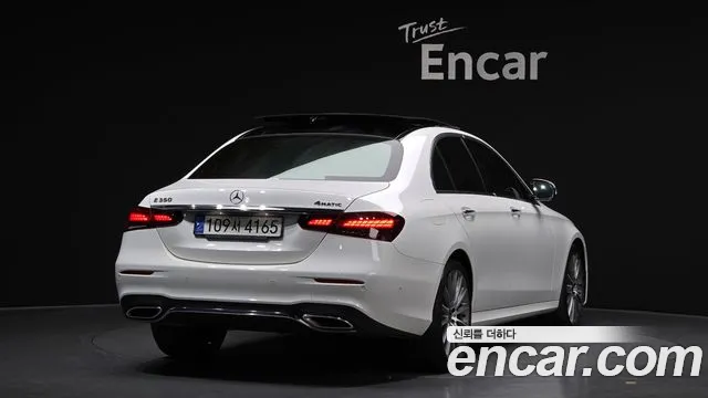 Mercedes-Benz E-Class 2022 — фото 2