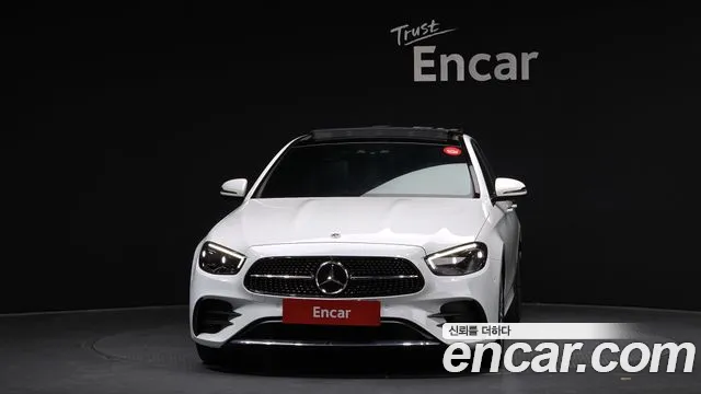 Mercedes-Benz E-Class 2022 — фото 3