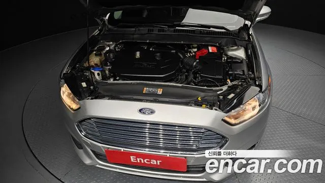 Ford Fusion 2015 — фото 6