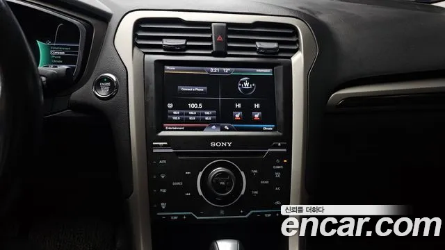Ford Fusion 2015 — фото 14