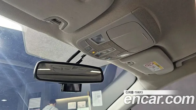 Ford Fusion 2015 — фото 18