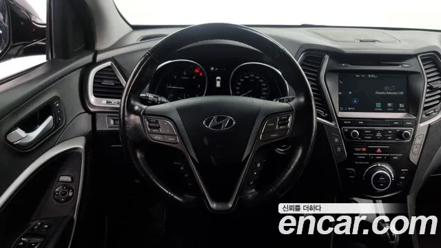Hyundai Santafe 2016 — фото 13