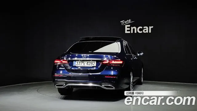 Mercedes-Benz E-Class 2021 — фото 4