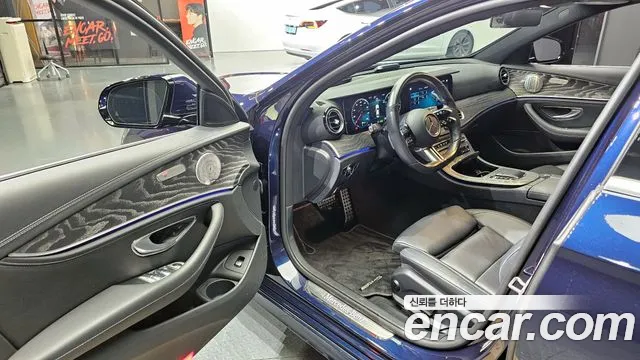 Mercedes-Benz E-Class 2021 — фото 10
