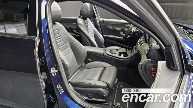 Mercedes-Benz E-Class 2021 — фото 12