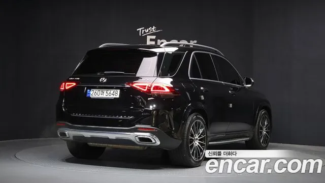 Mercedes-Benz GLE-Class 2023 — фото 2