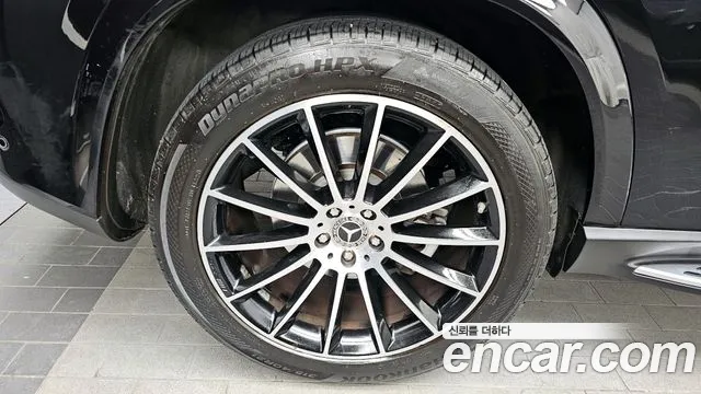 Mercedes-Benz GLE-Class 2023 — фото 5