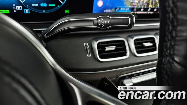 Mercedes-Benz GLE-Class 2023 — фото 9