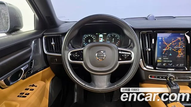Volvo V90 2018 — фото 13