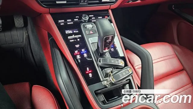 Porsche Cayenne 2021 — фото 9