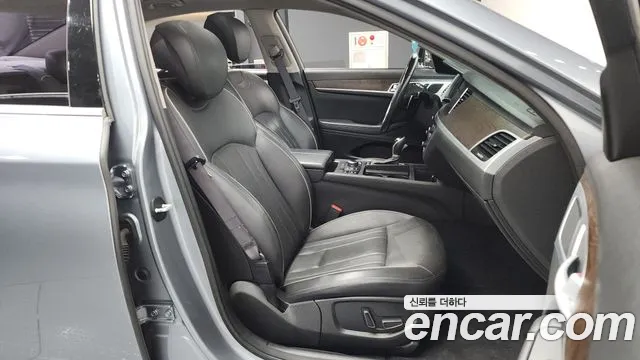 Hyundai Genesis 2015 — фото 11