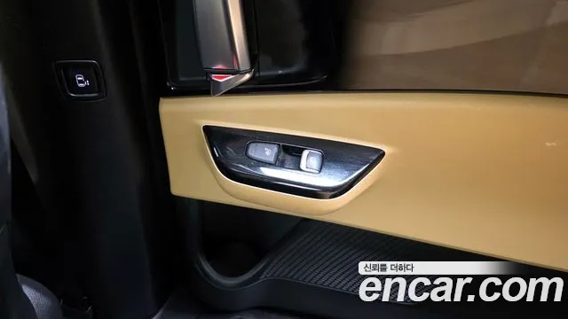 Kia Canival 2022 — фото 19