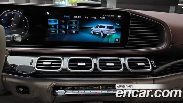Mercedes-Benz GLS-Class 2023 — фото 14