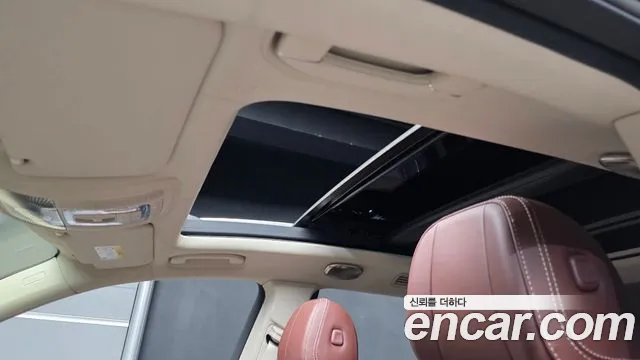 Mercedes-Benz GLS-Class 2023 — фото 19
