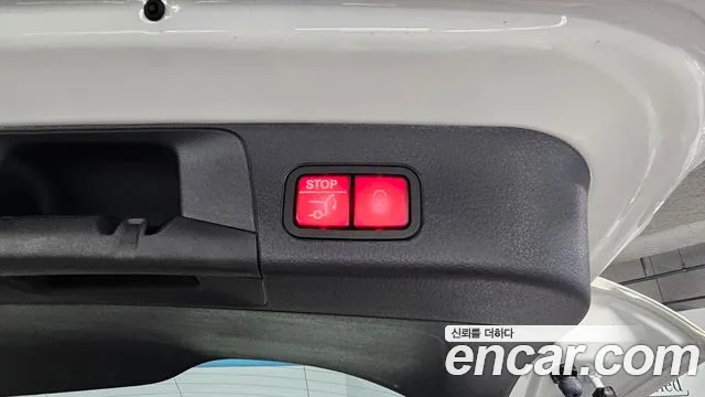 Mercedes-Benz GLB-Class 2025 — фото 17