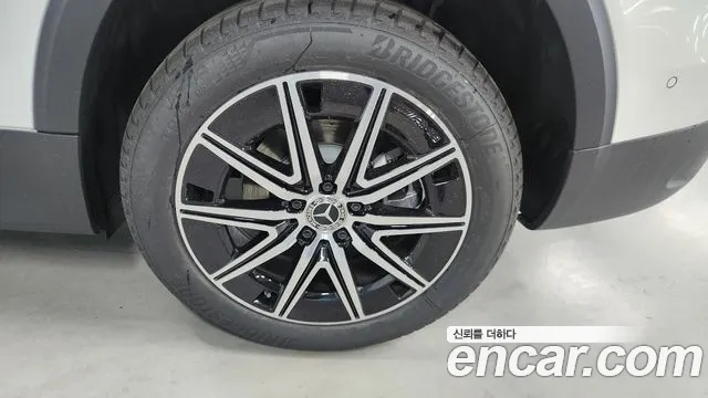 Mercedes-Benz EQB 2026 — фото 5