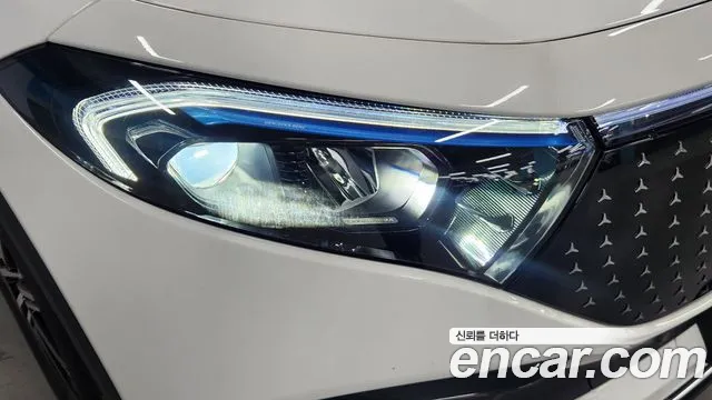 Mercedes-Benz EQB 2026 — фото 18