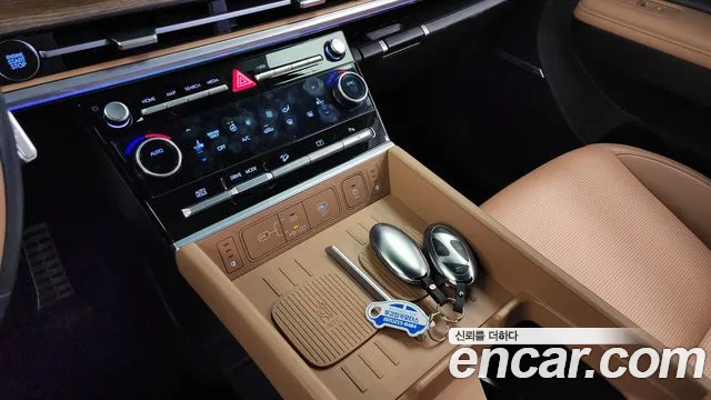Hyundai Santafe 2024 — фото 17