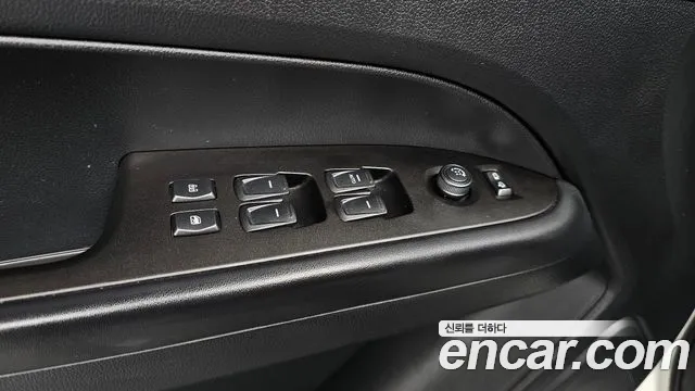 KG_Mobility_Ssangyong Rexton 2019 — фото 16
