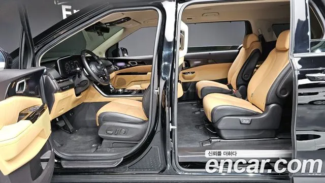 Kia Canival 2021 — фото 10