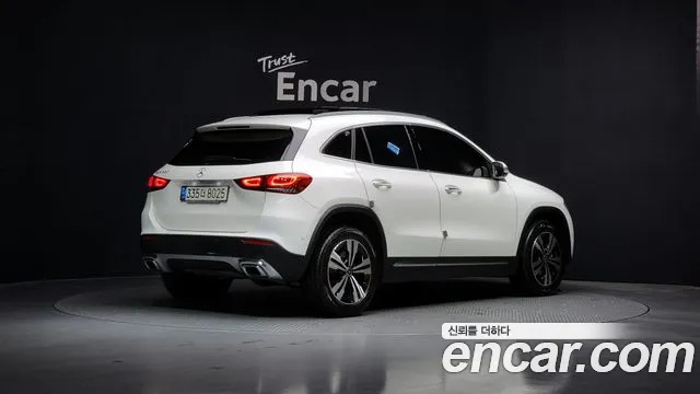 Mercedes-Benz GLA-Class 2021 — фото 2