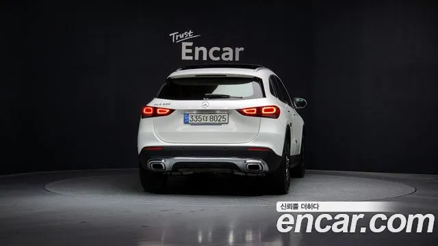 Mercedes-Benz GLA-Class 2021 — фото 4