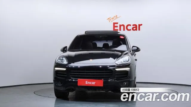 Porsche Cayenne 2015 — фото 3