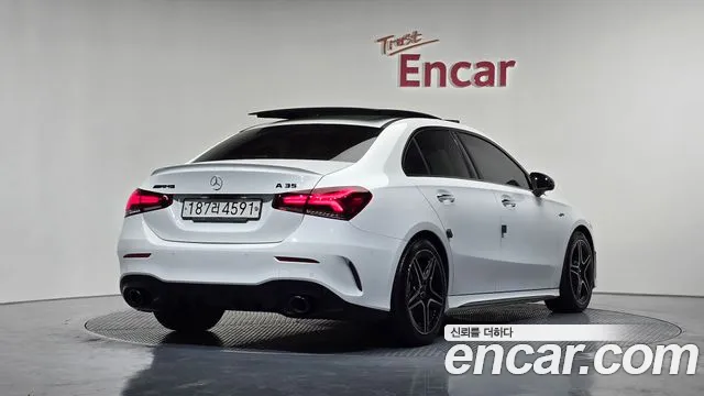 Mercedes-Benz A-Class 2023 — фото 2