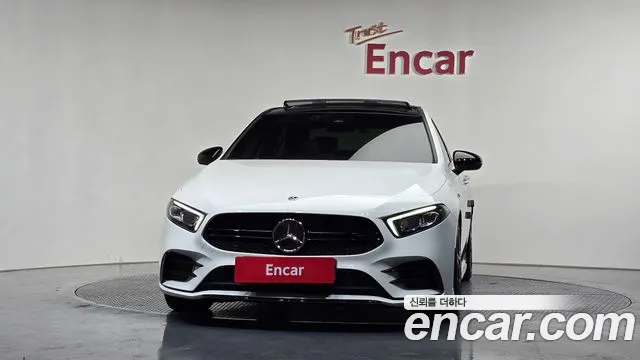 Mercedes-Benz A-Class 2023 — фото 3