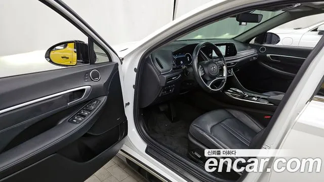 Hyundai Sonata 2022 — фото 10