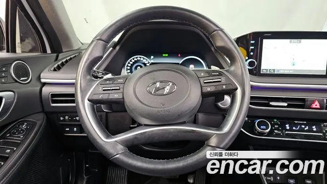 Hyundai Sonata 2022 — фото 13