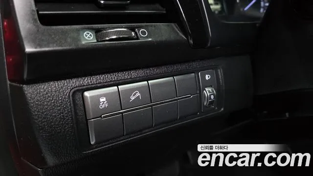 KG_Mobility_Ssangyong Rexton 2020 — фото 14