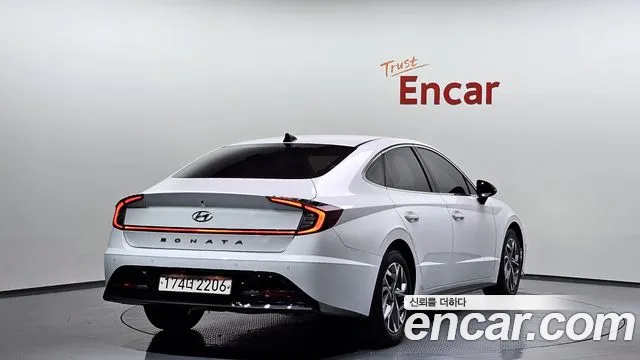 Hyundai Sonata 2022 — фото 2