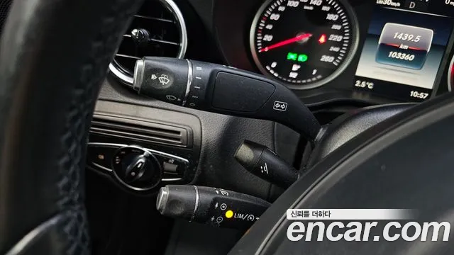 Mercedes-Benz C-Class 2016 — фото 16