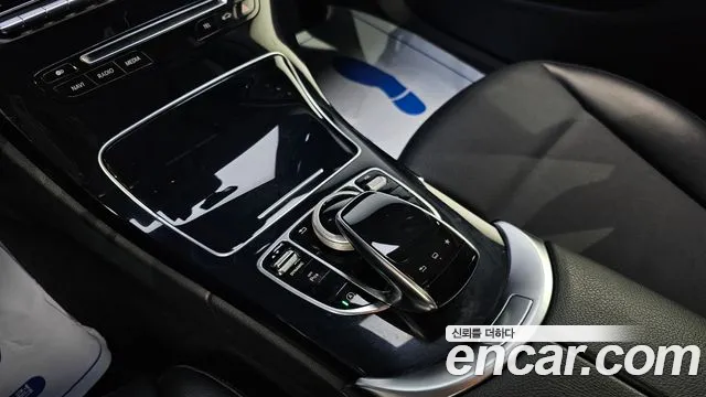 Mercedes-Benz C-Class 2016 — фото 19