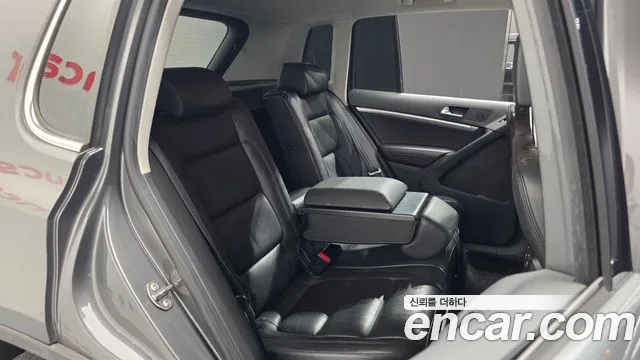 Volkswagen Tiguan 2016 — фото 12