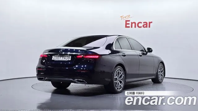 Mercedes-Benz E-Class 2021 — фото 2
