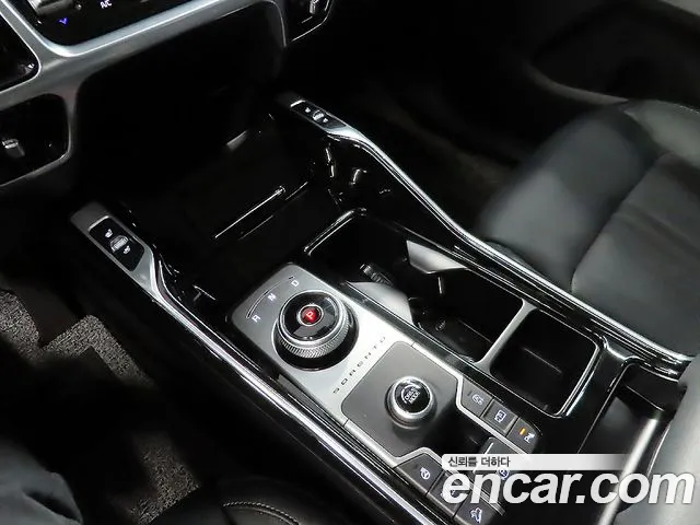 Kia Sorento 2021 — фото 13